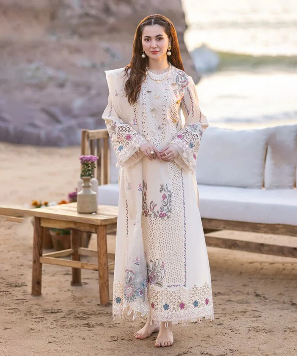 Organza – Embroidered Lawn Suit