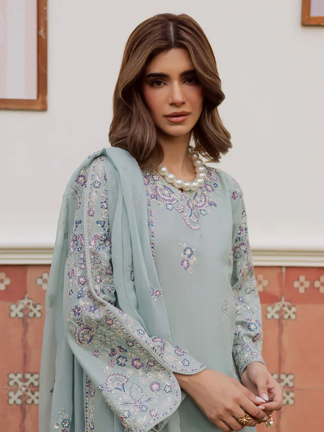 Basil – Embroidered Lawn 3 Piece Suit