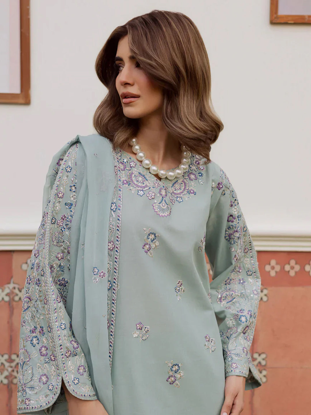 Basil – Embroidered Lawn 3 Piece Suit