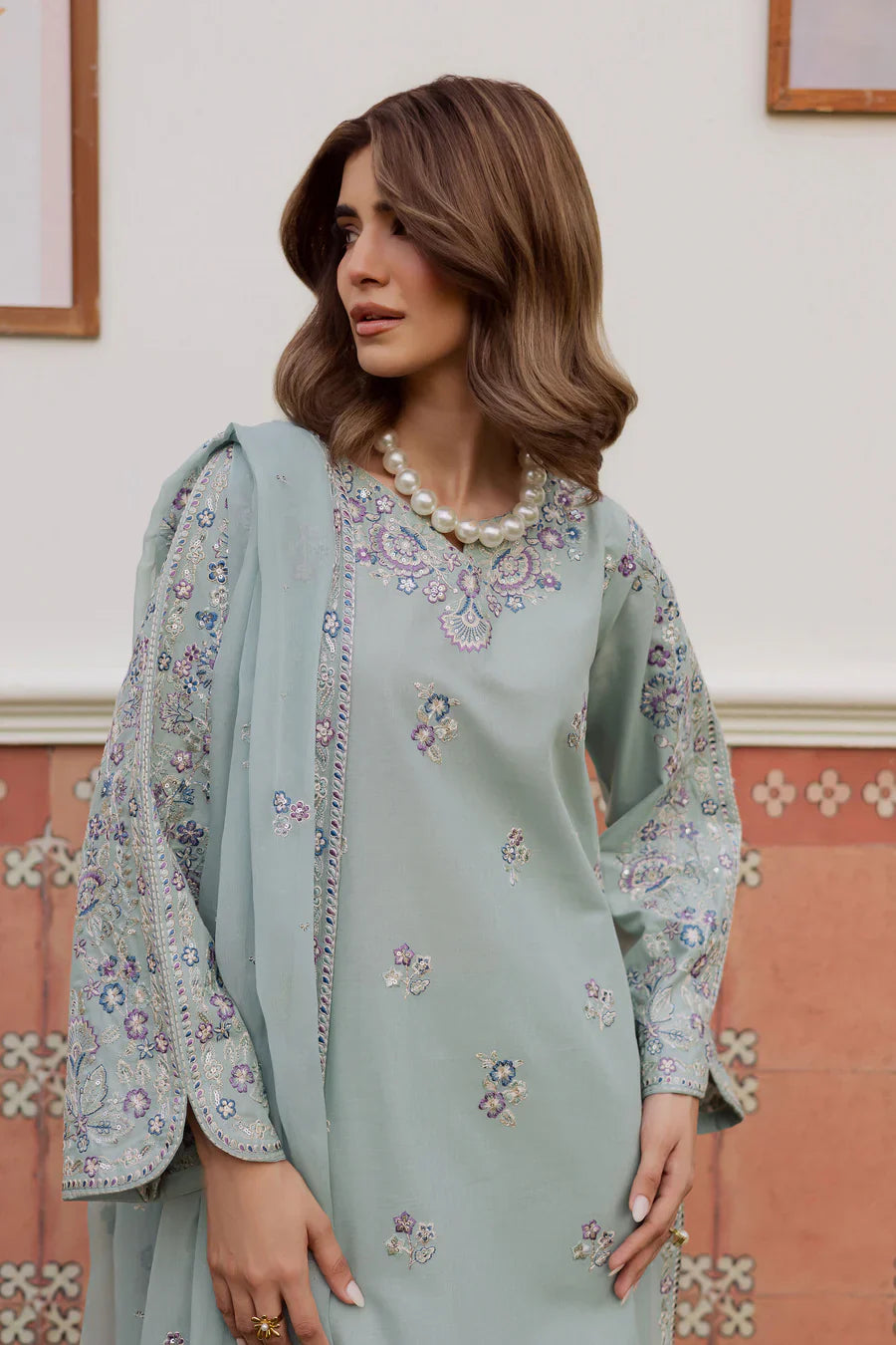 Basil – Embroidered Lawn 3 Piece Suit