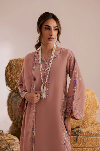 Pink Crimora – Embroidered Lawn 3 Piece Suit