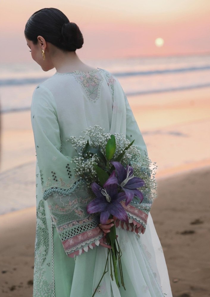 Elara – Embroidered Lawn Suit