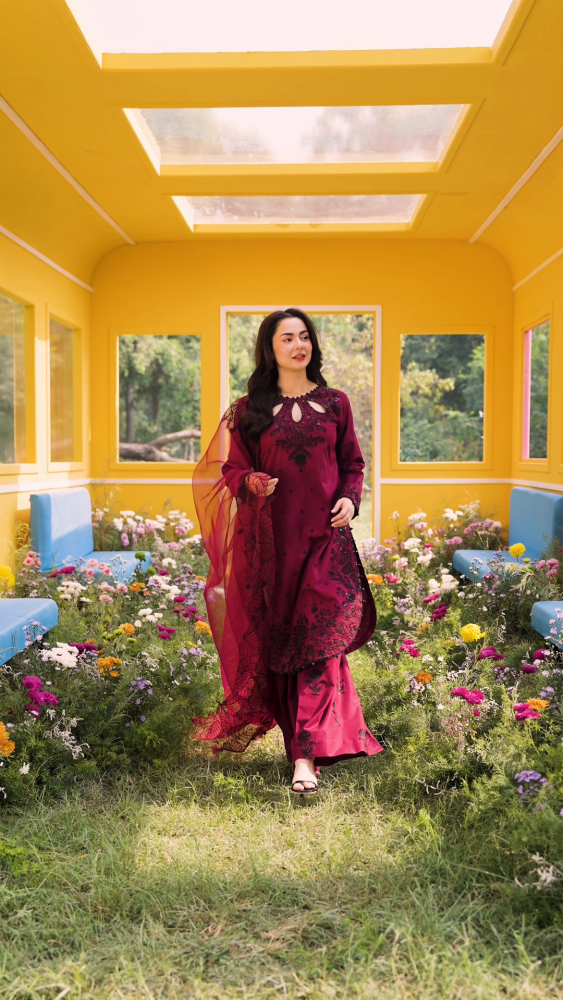 Khadi Net – Embroidered Lawn Suit