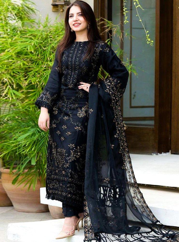 Organza – Embroidered Lawn Suit